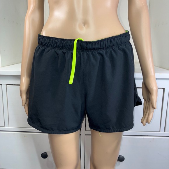 Nike Pro Women's Sports Bra & Running Shorts Set Neon Checkered Black Size M - Picture 5 of 7